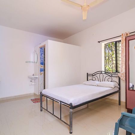 Casa Nobert Hotel Morjim Bagian luar foto