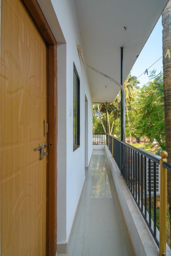 Casa Nobert Hotel Morjim Bagian luar foto
